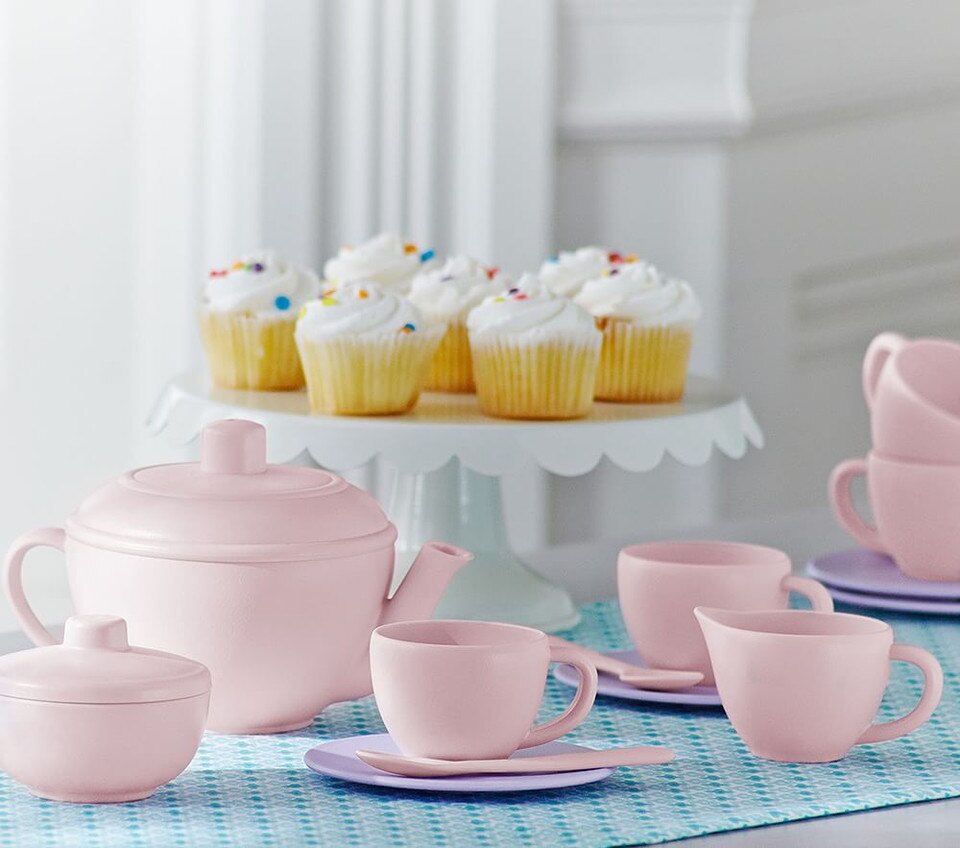 pottery barn green toys tea set